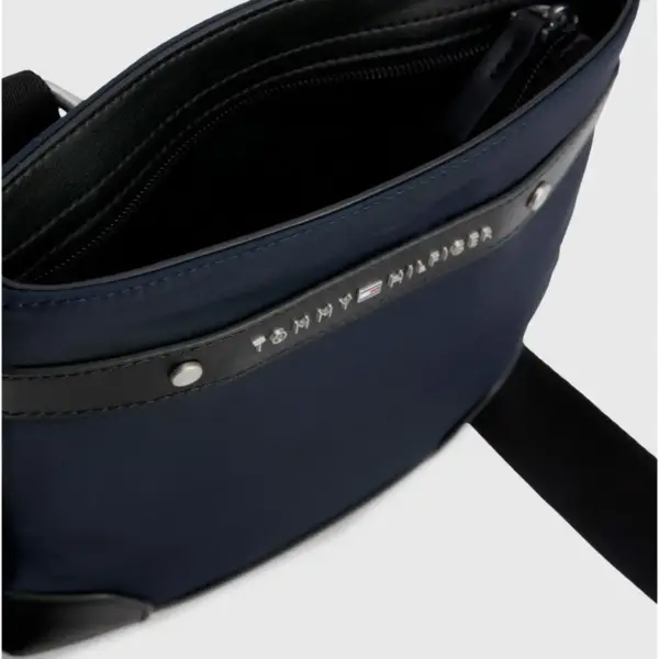 Tommy Hilfiger - Ανδρική Τσάντα Ώμου / Χιαστί Th Central Repreve® Mini Crossover AM0AM11298-DW6 σε Μπλε χρώμα AM0AM11298-DW6