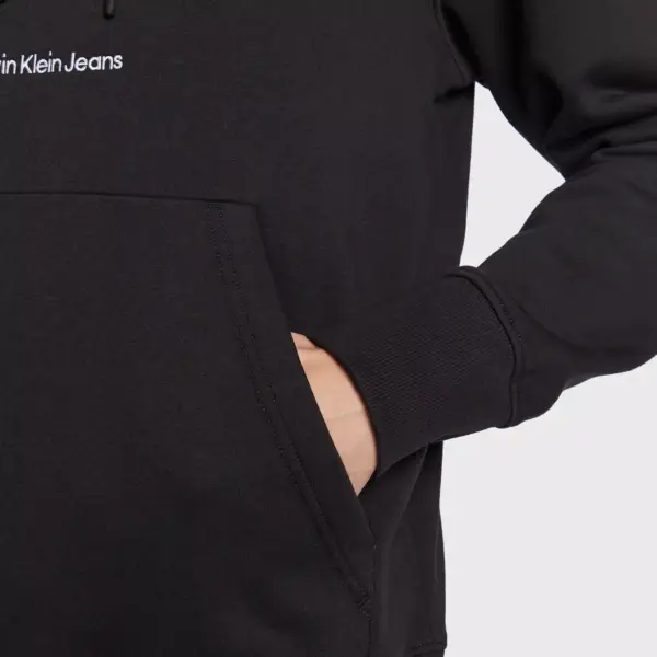 calvin klein Ανδρικό Φούτερ με Κουκούλα και Τσέπες institutional j30j322894 beh Μαύρο