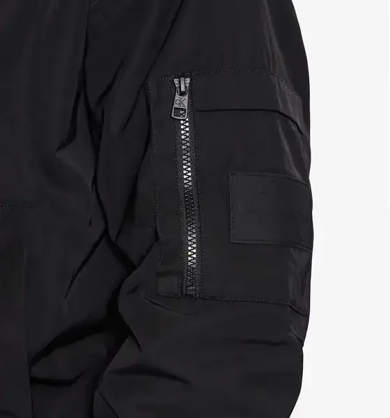 calvin klein Ανδρικό Χειμωνιάτικο Μπουφάν lightweight bomber jacket j30j323842 beh Μαύρο