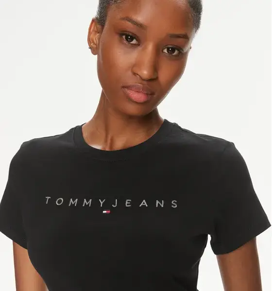 https://www.stockfirmati.com/d/29349/tommy-hilfiger/t-shirt/donna/tommy-hilfiger-t-shirt-maniche-corte-donna-nero