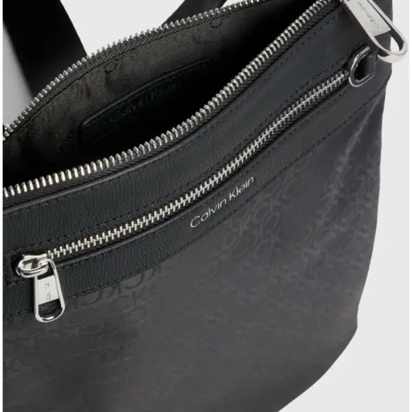 Calvin Klein - Ανδρική Τσάντα Ώμου / Χιαστί K50K510538-01N σε Μαύρο χρώμα K50K510538-01N