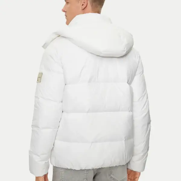 Calvin Klein - Ανδρικό Χειμωνιάτικο Μπουφάν Essentials Regular Fit J30J325946-YAF Λευκό