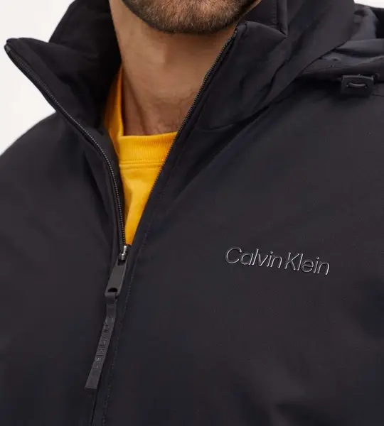 Calvin Klein - Ανδρικό Χειμωνιάτικο Μπουφάν Performance Regular Fit 00GMF4O513-BAE Μαύρο