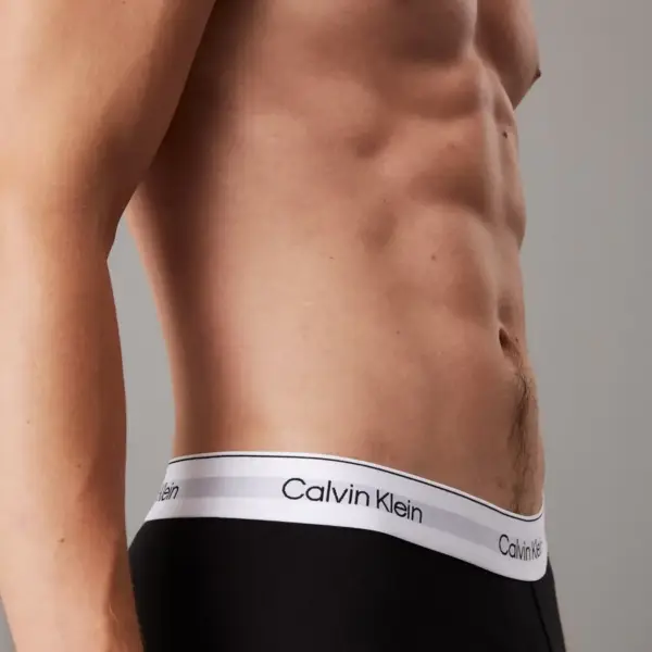 Calvin Klein - Ανδρικά Μποξεράκια 3Pack Icon Cotton Stretch LV00NB4389-UB1 Μαύρο LV00NB4389-UB1