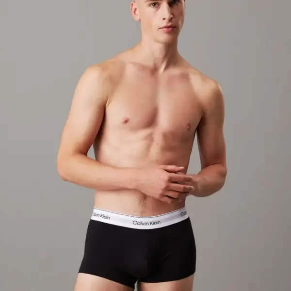 Calvin Klein - Ανδρικά Μποξεράκια 3Pack Icon Cotton Stretch LV00NB4389-UB1 Μαύρο LV00NB4389-UB1