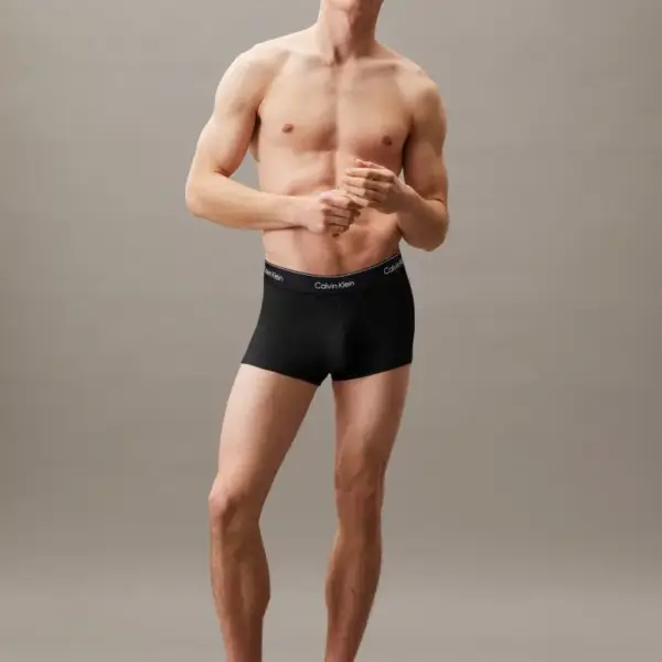 Calvin Klein - Ανδρικά Μποξεράκια 3Pack Icon Cotton Stretch LV00NB4392-TM6 Μαύρο LV00NB4392-TM6