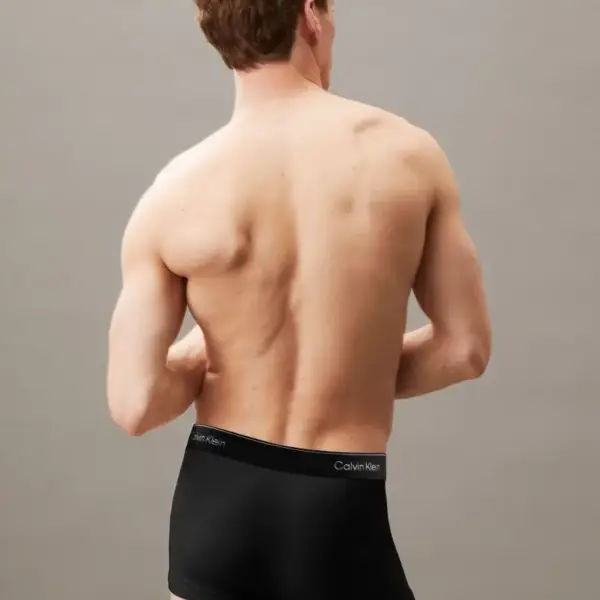 Calvin Klein - Ανδρικά Μποξεράκια 3Pack Icon Cotton Stretch LV00NB4392-TM6 Μαύρο LV00NB4392-TM6