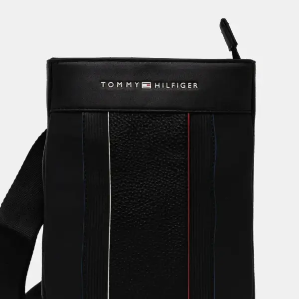 Tommy Hilfiger - Ανδρική Τσάντα ΏμουΧιαστί Th Foundation Crossover AM0AM13112-BDS Μαύρο
