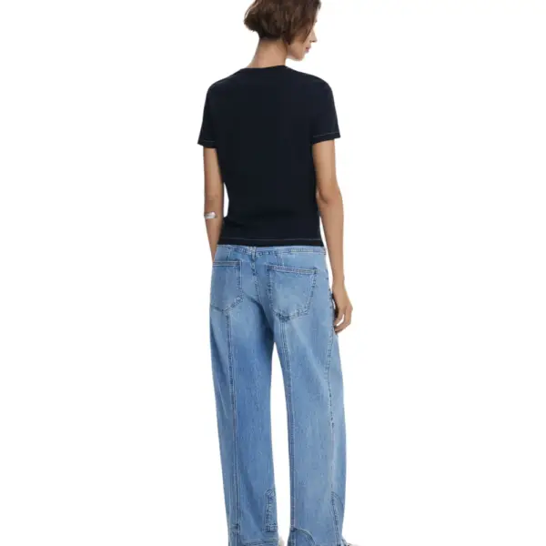 Desigual - Γυναικεία Μπλούζα Letter Core Regular Fit 25WWTK04-2000 Μαύρο 25WWTK04-2000