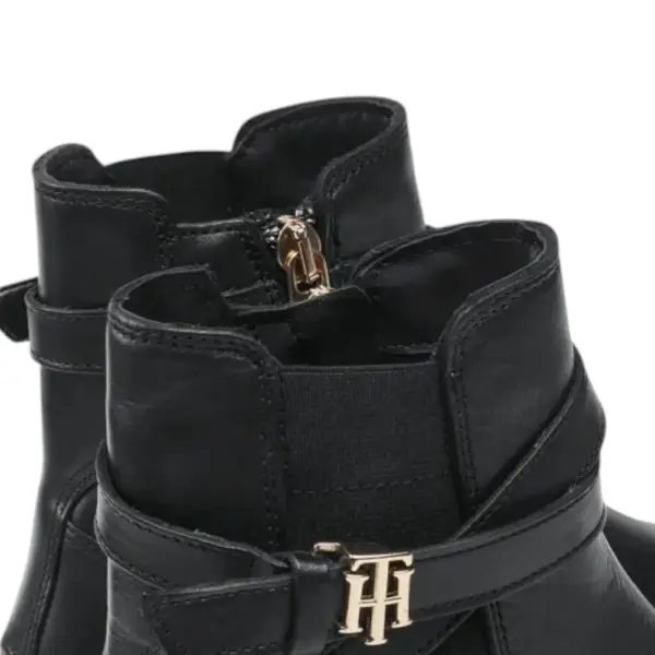 Tommy Hilfiger - Δερμάτινα Γυναικεία Th Hardware On Belt Flat Boot FW0FW05967-BDS Μαύρο FW0FW05967-BDS