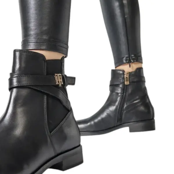 Tommy Hilfiger - Δερμάτινα Γυναικεία Th Hardware On Belt Flat Boot FW0FW05967-BDS Μαύρο FW0FW05967-BDS