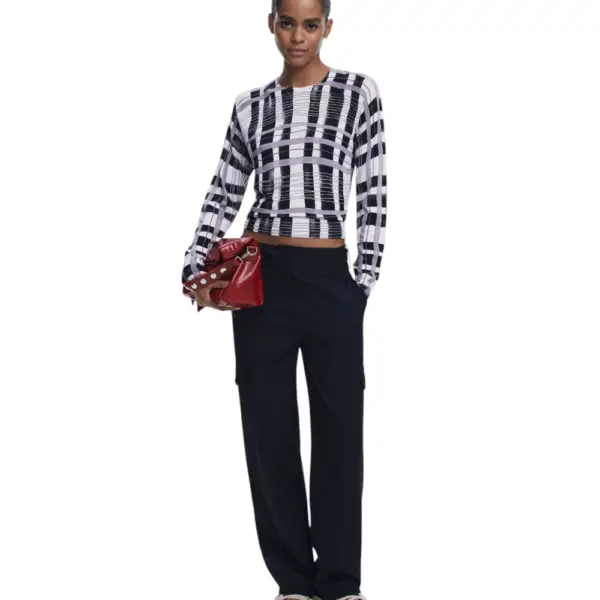 Desigual - Γυναικείο Παντελόνι Cargo Sagun Regular Fit 25WWPW08-2000 Μαύρο