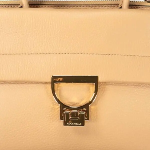 Coccinelle - Γυναικεία τσάντα Arlettis Medium E1MD5180101-N71 Καφέ E1MD5180101-N71