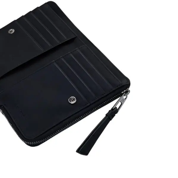 Desigual - Γυναικείο πορτοφόλι EMMA 25WAYP17-2000 Μαύρο 25WAYP17-2000