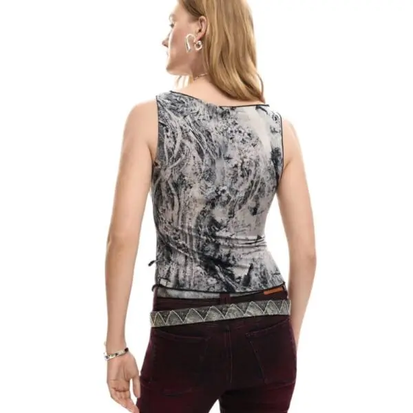 Desigual - Γυναικείο T-shirt Edimburgo 26SWTK12-2063 Μαύρο 26SWTK12-2063