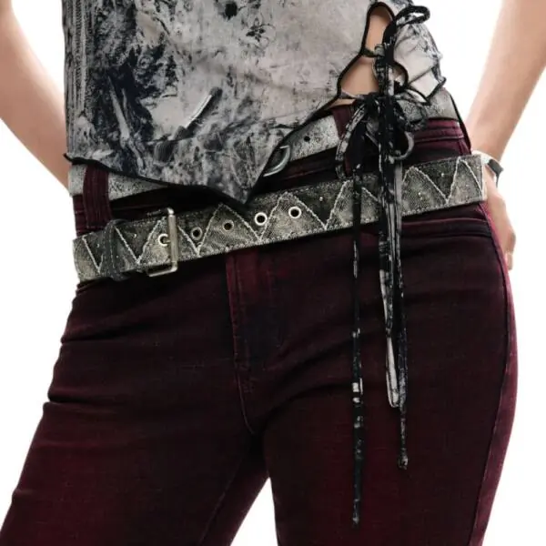 Desigual - Γυναικείο T-shirt Edimburgo 26SWTK12-2063 Μαύρο 26SWTK12-2063