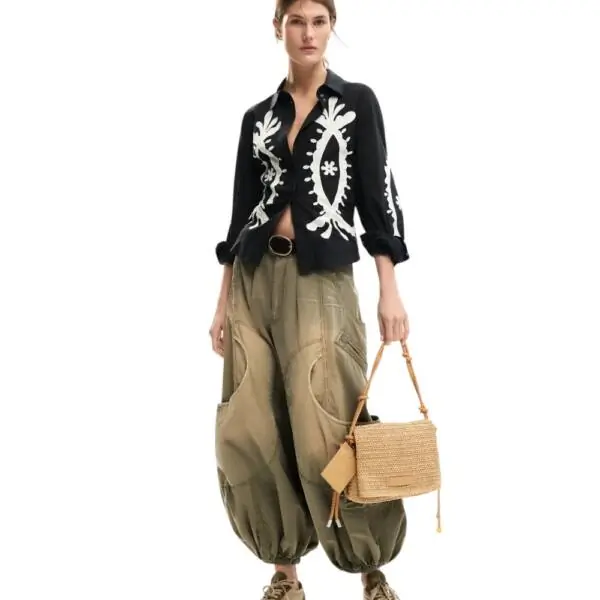 Desigual - Γυναικείο Πουκάμισο Flora 26SWCW08-2000 Μαύρο 26SWCW08-2000